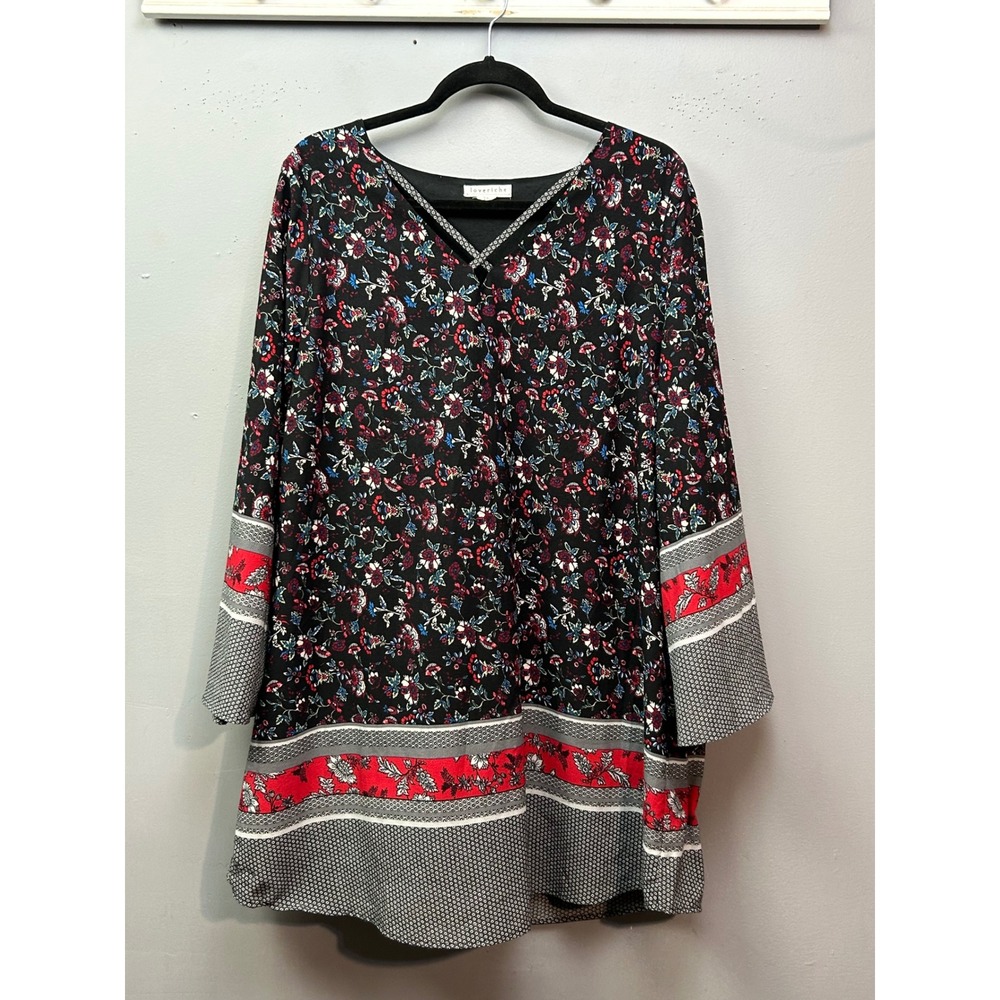 Loveriche Tunic Top Womens 2XL Black Floral Crisscross V-Neck Border‎